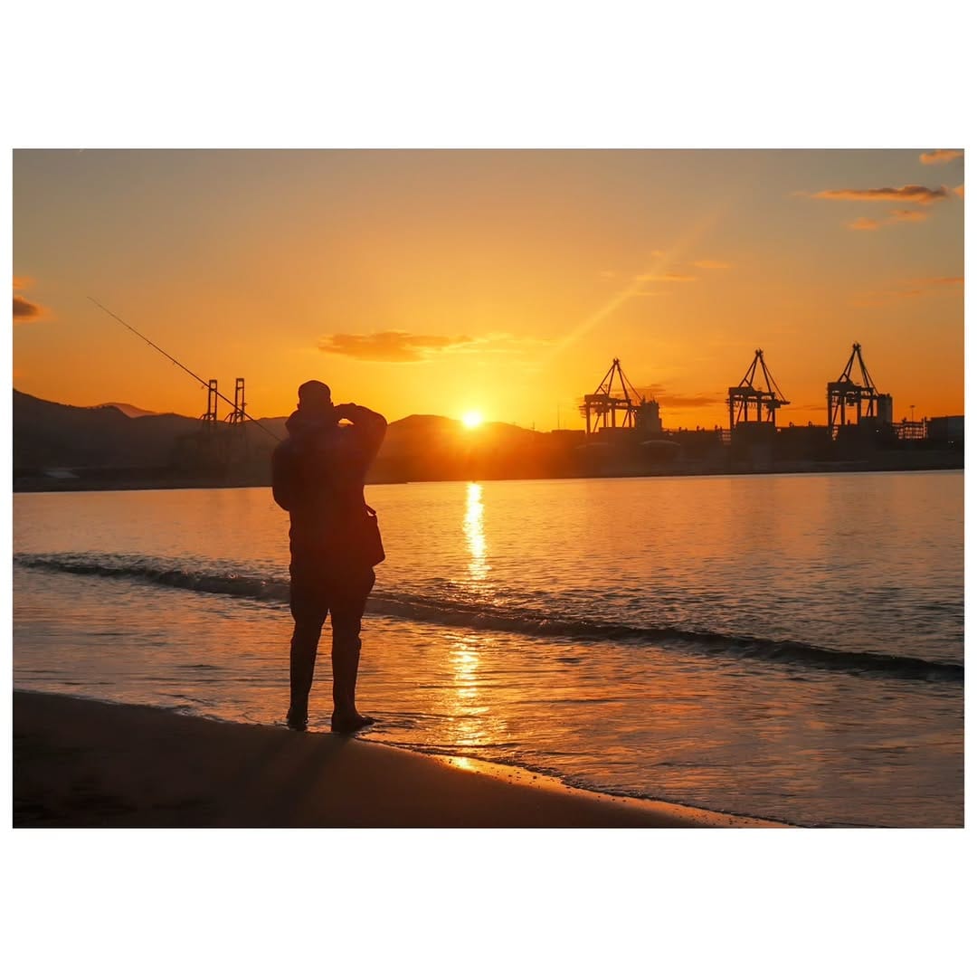Post 10 by Lola on Instagram (image)