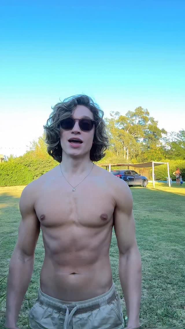 Post 6 by Emilio Guzzo on Instagram (video)