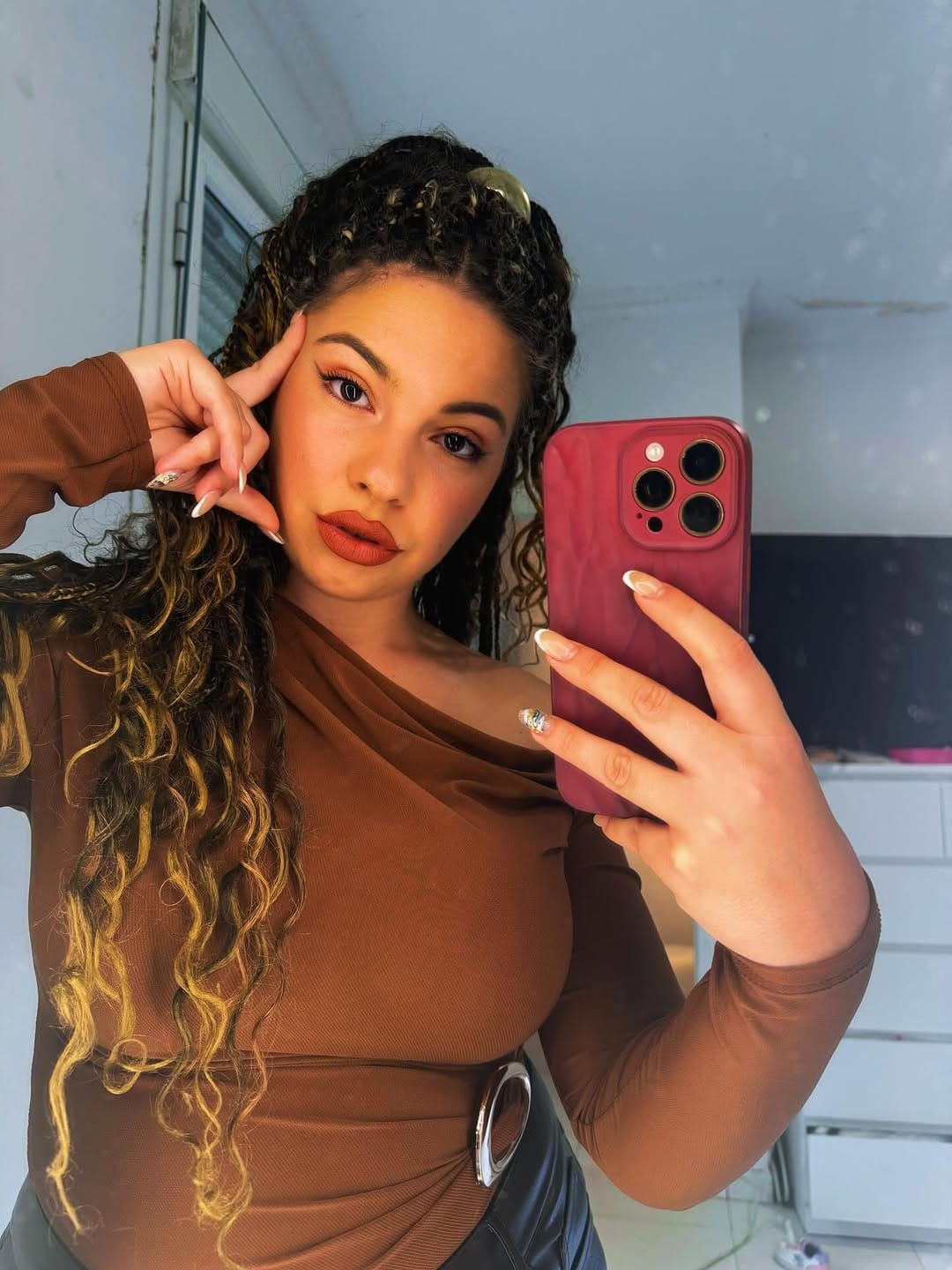 Post 5 by L I D I A  N A V A R R O .🥀 on Instagram (carousel)