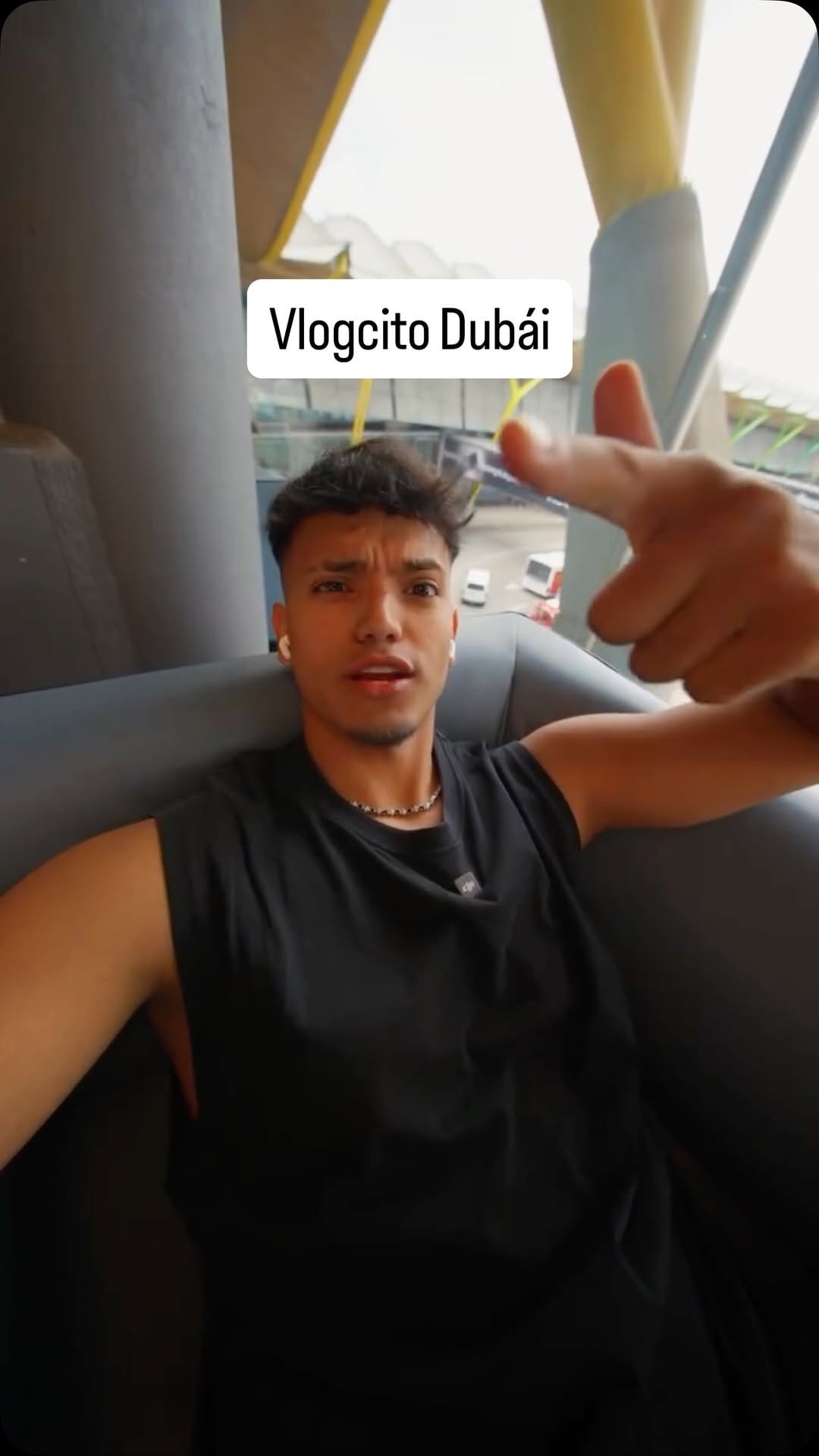 Post 9 by Jairo Villamizar on Instagram (video)