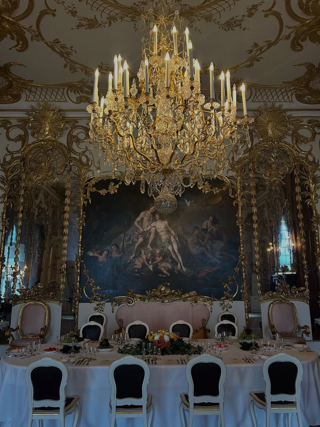Post 3 by 𝗕𝗮𝗿𝘁𝗶𝗲𝗿 on Instagram (carousel)