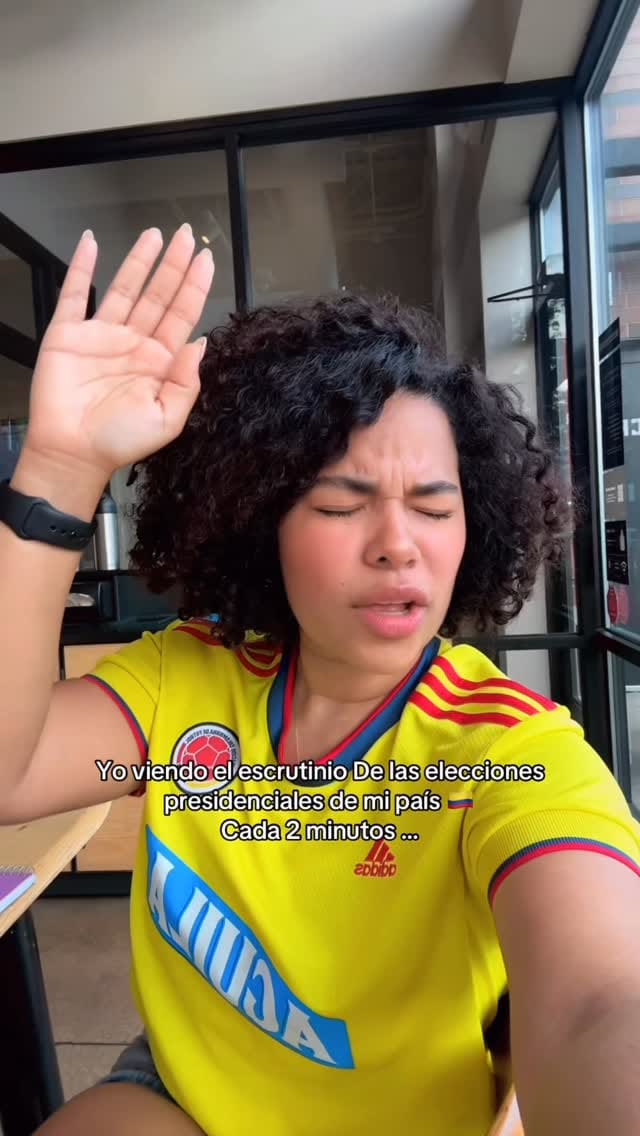 Post 2 by La crespa on Instagram (video)