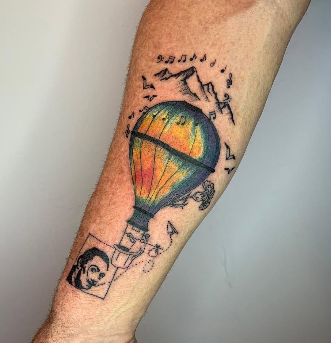 Post 5 by Rebeca Robledo on Instagram (image)