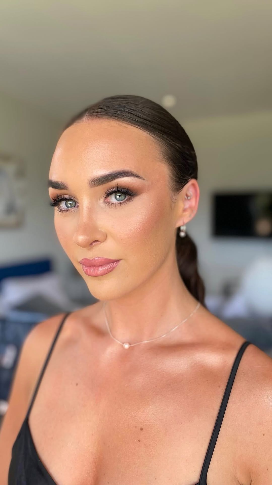 Post 4 by Shannon Belle • Soft Glam Specialist on Instagram (video)