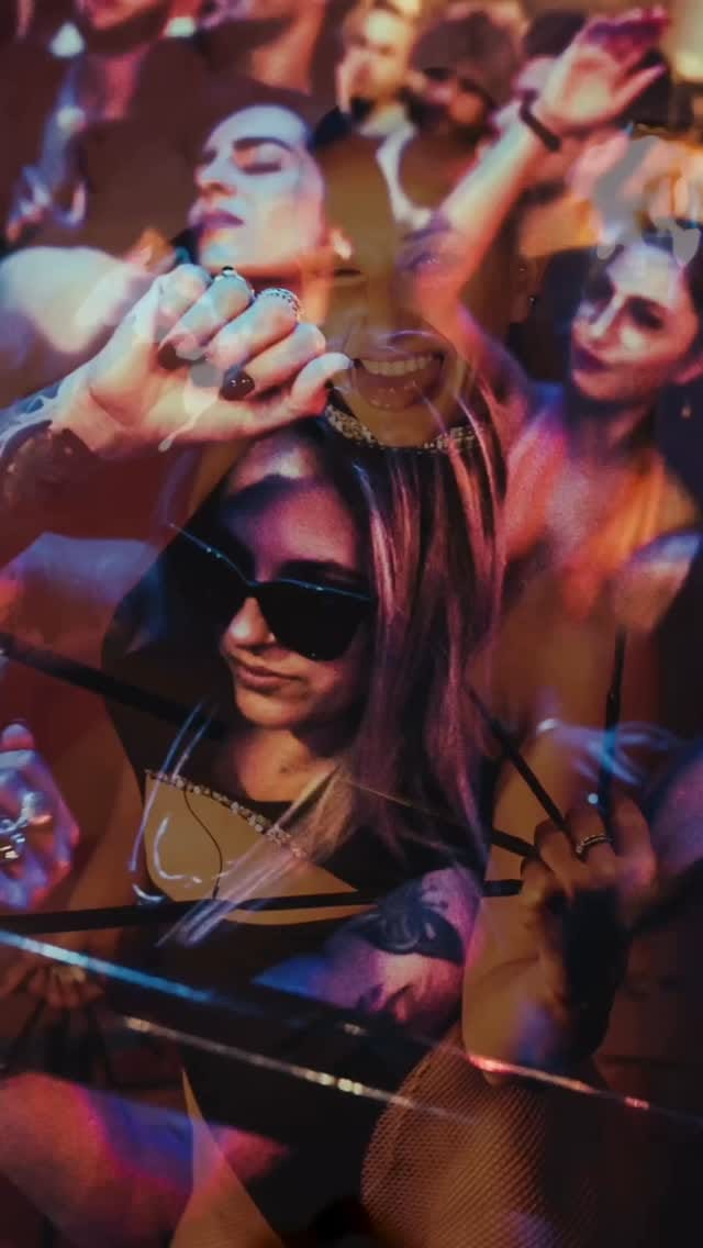 Post 7 by Wild Fox 🦊🌺 on Instagram (video)