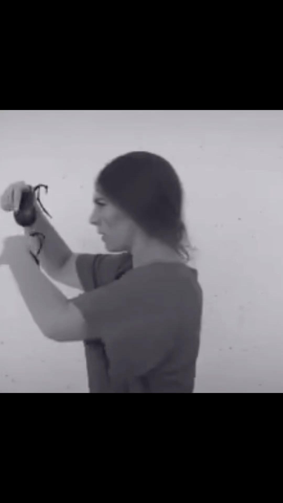 Post 10 by Mónica Iglesias on Instagram (video)