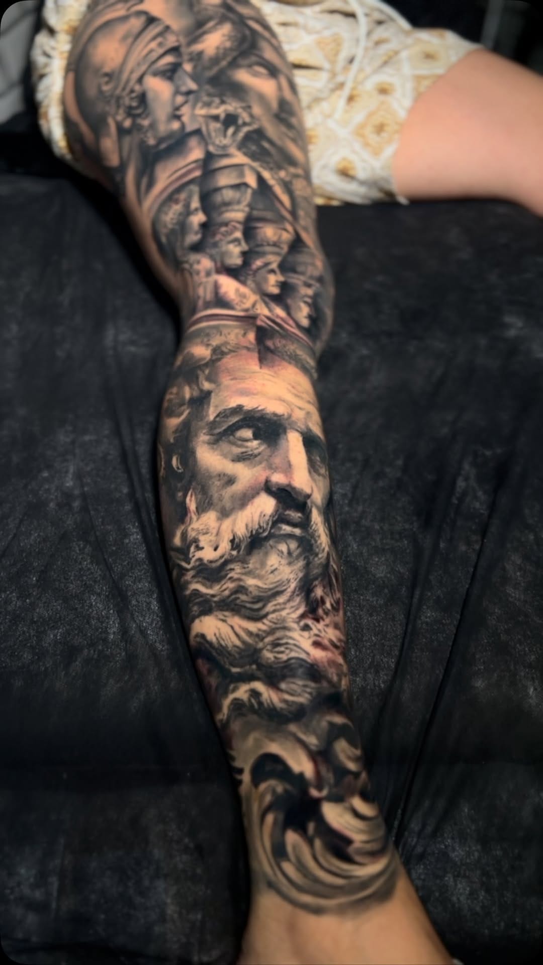 Post 10 by Guaso Tattoo · Realismo Barcelona on Instagram (video)