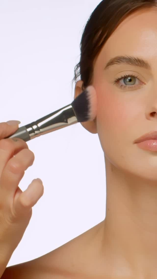 Post 4 by Delta Iglesias MAKEUP ARTIST LA | BCN & DESTINATION on Instagram (video)