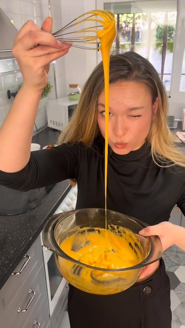 Post 5 by Claudia Iglesias on Instagram (video)