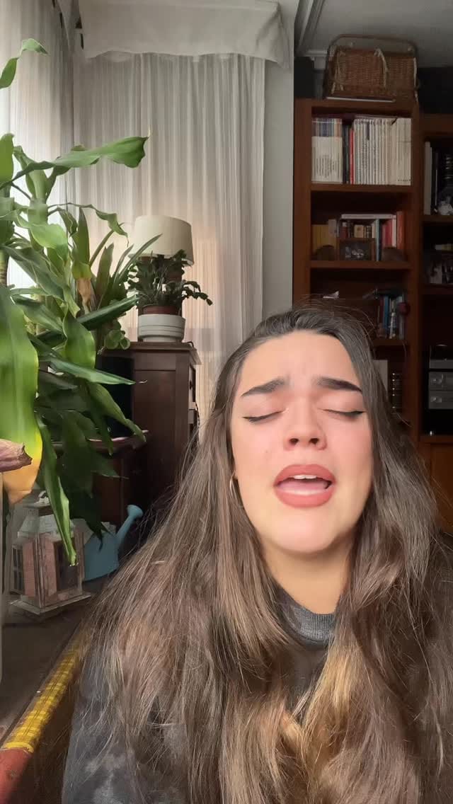 Post 5 by nesi on Instagram (video)