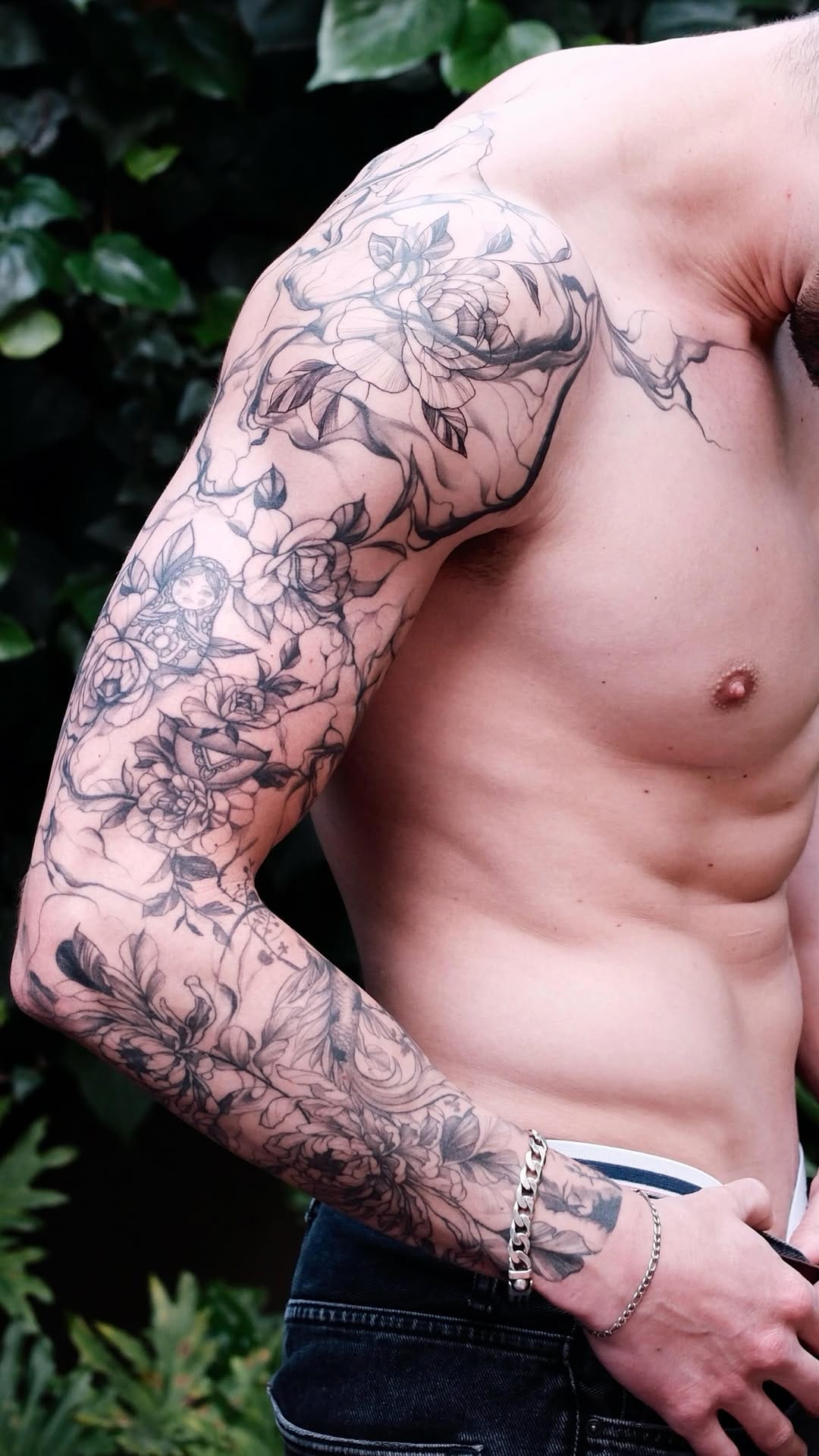Post 4 by Mali Art Tattoo | Fine Line Barcelona on Instagram (video)