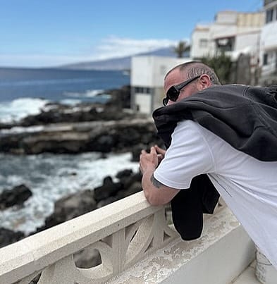 Post 3 by Kay Gomez on Instagram (image)