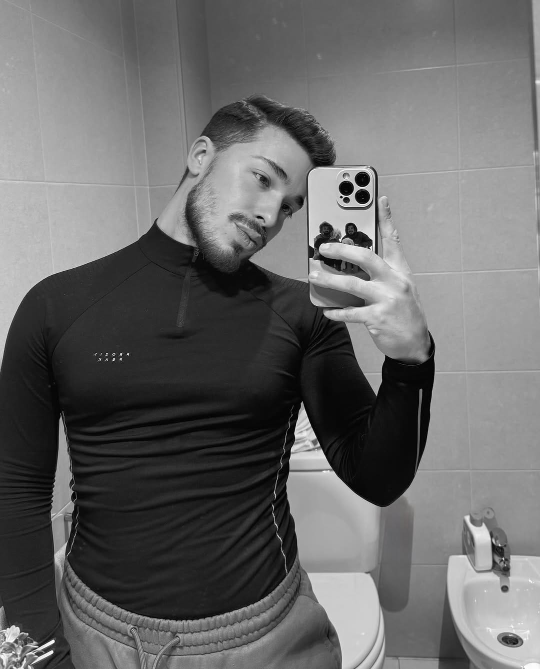 Post 6 by Sergio Delgado on Instagram (image)