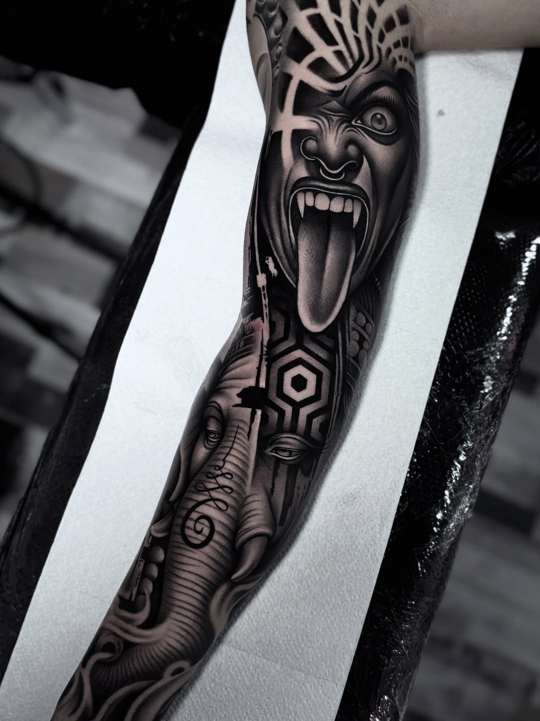 Post 10 by PEDRO MARTIN ART on Instagram (carousel)