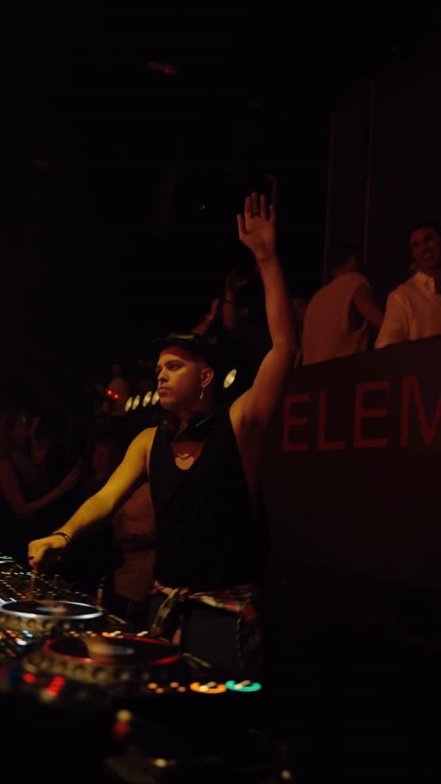 Post 4 by DELUM on Instagram (video)