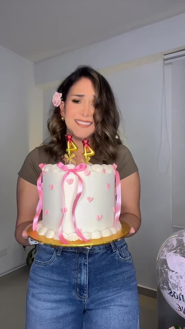 Post 3 by Jackie Quijada on Instagram (video)