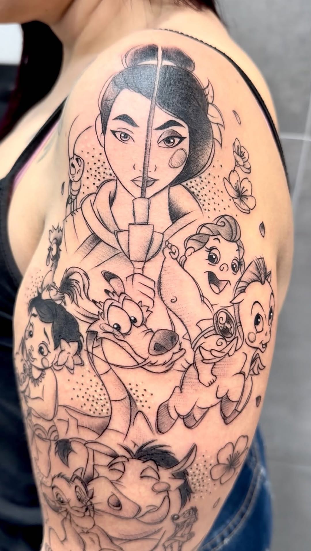 Post 4 by 🖤 laurah | Disney tattoos!! on Instagram (video)