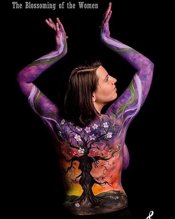 Post 7 by Artista Laurita Mazapán on Instagram (image)