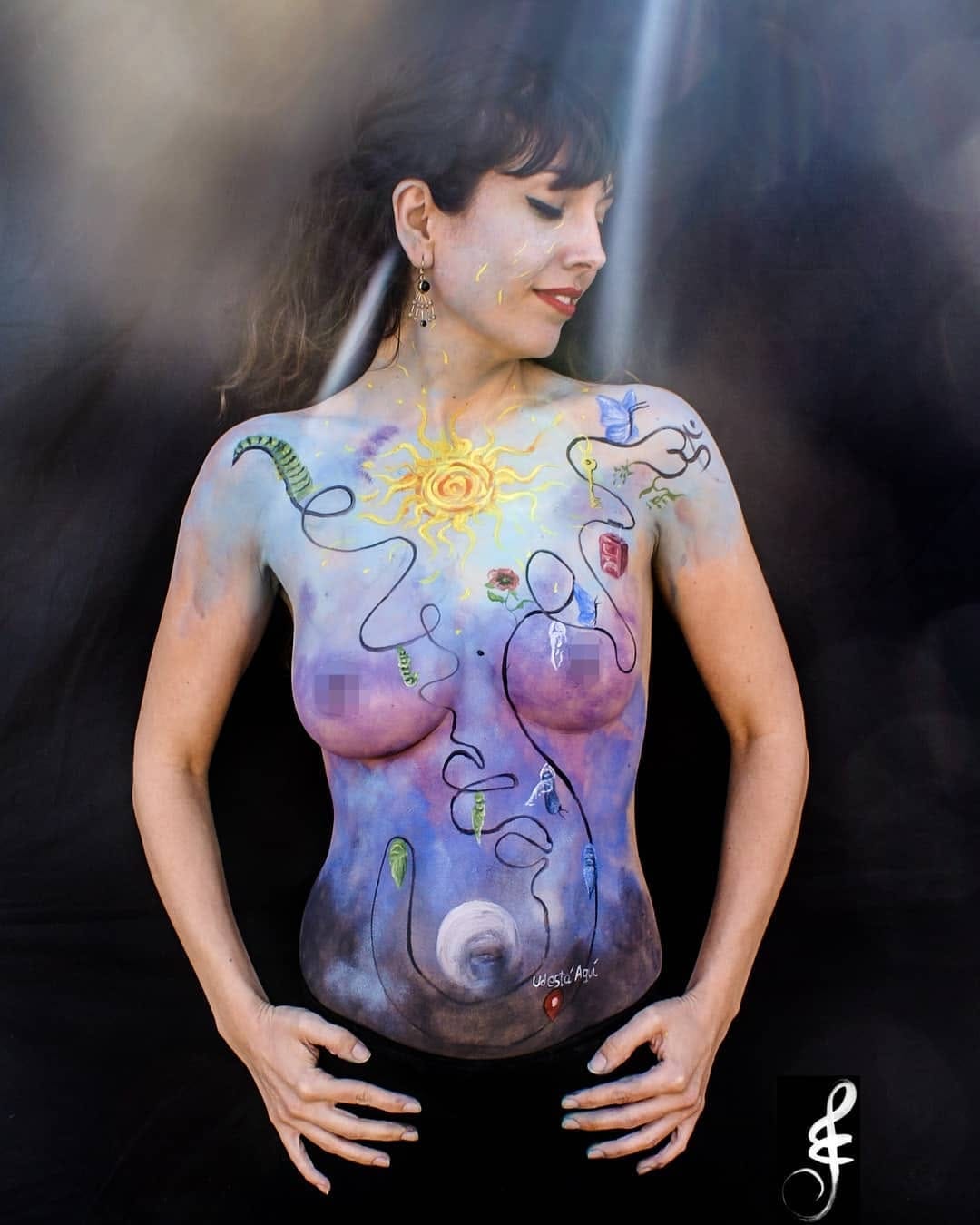 Post 8 by Artista Laurita Mazapán on Instagram (carousel)