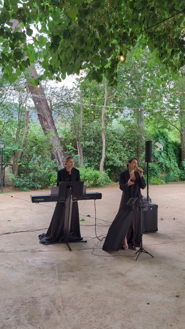 Post 4 by VANESSA SOUL on Instagram (video)