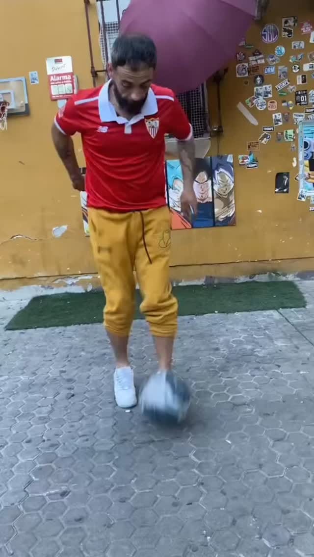 Post 1 by PAPI PALER EN LA CASA on Instagram (video)