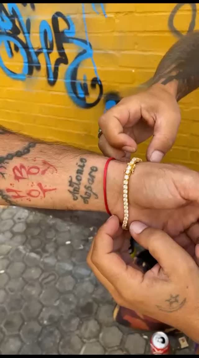 Post 3 by PAPI PALER EN LA CASA on Instagram (video)