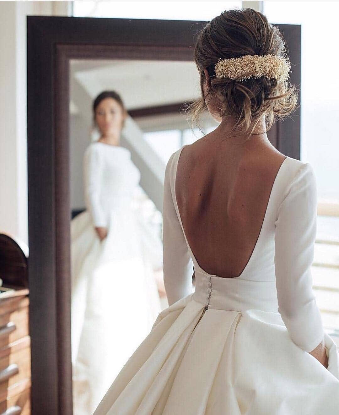 Post 8 by She is on the list on Instagram (image)