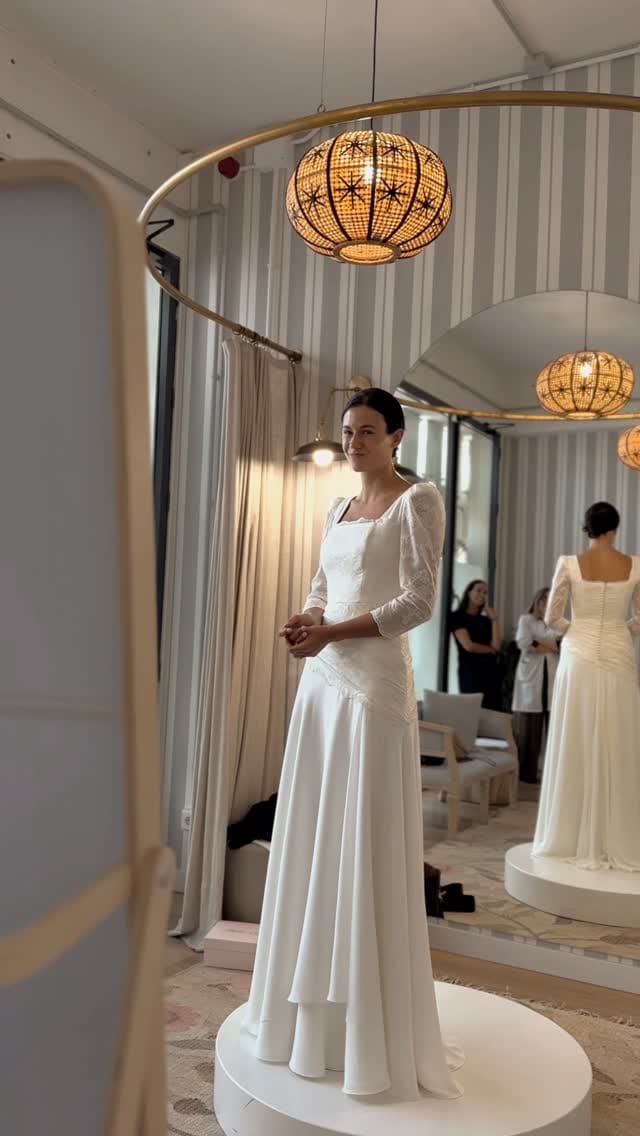Post 7 by Cherubina Atelier on Instagram (video)