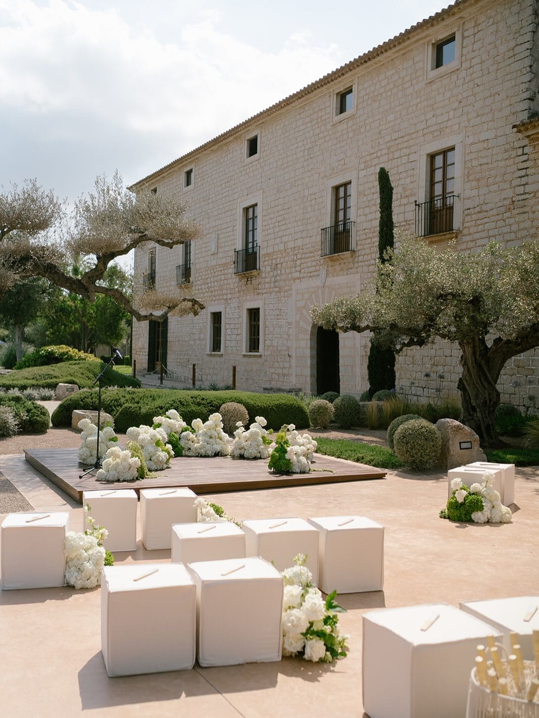 Post 8 by Finca Morneta | Hotel Rural | Weddings & Events on Instagram (carousel)