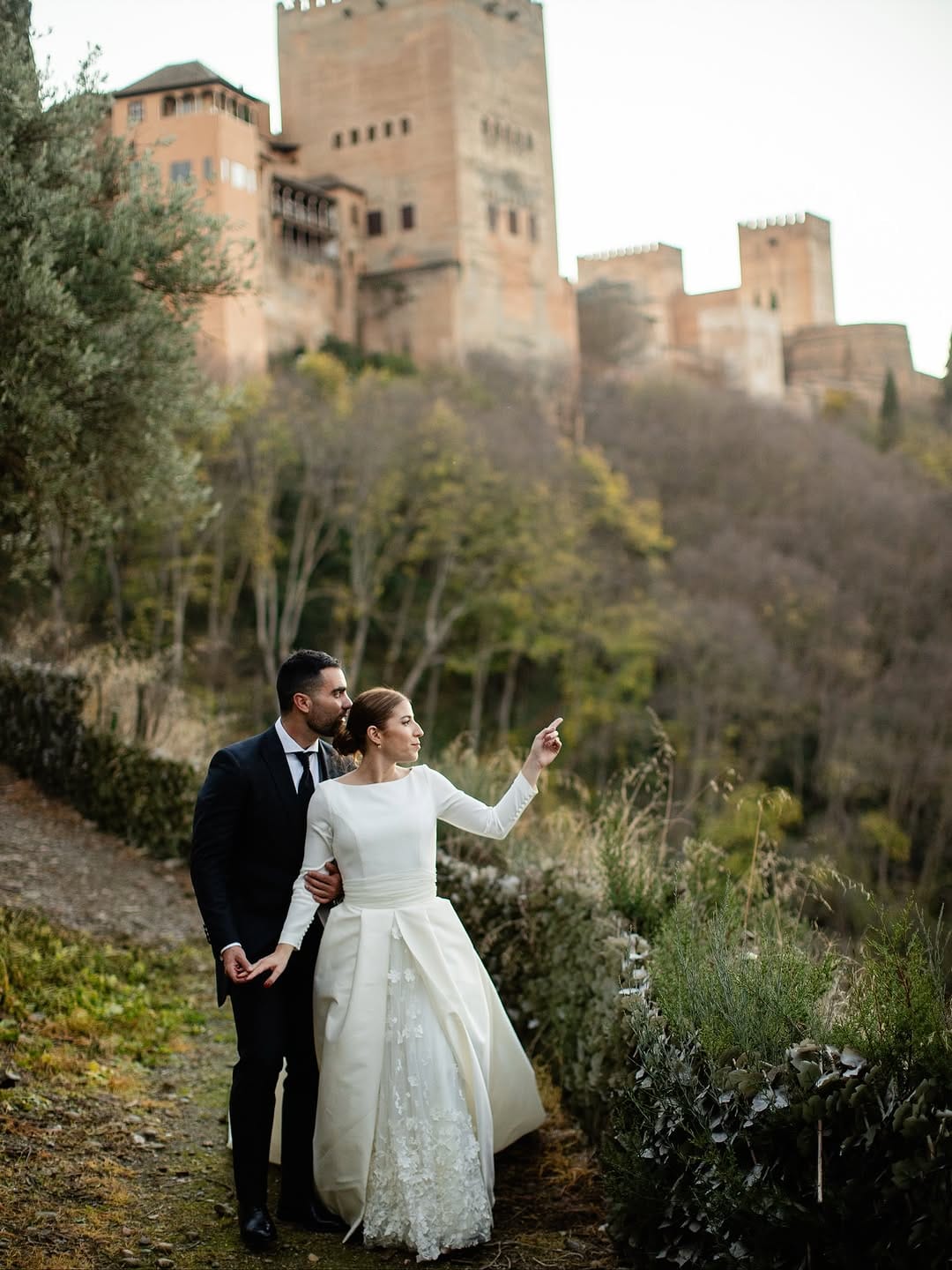 Post 4 by Wedding Photographer Granada on Instagram (carousel)