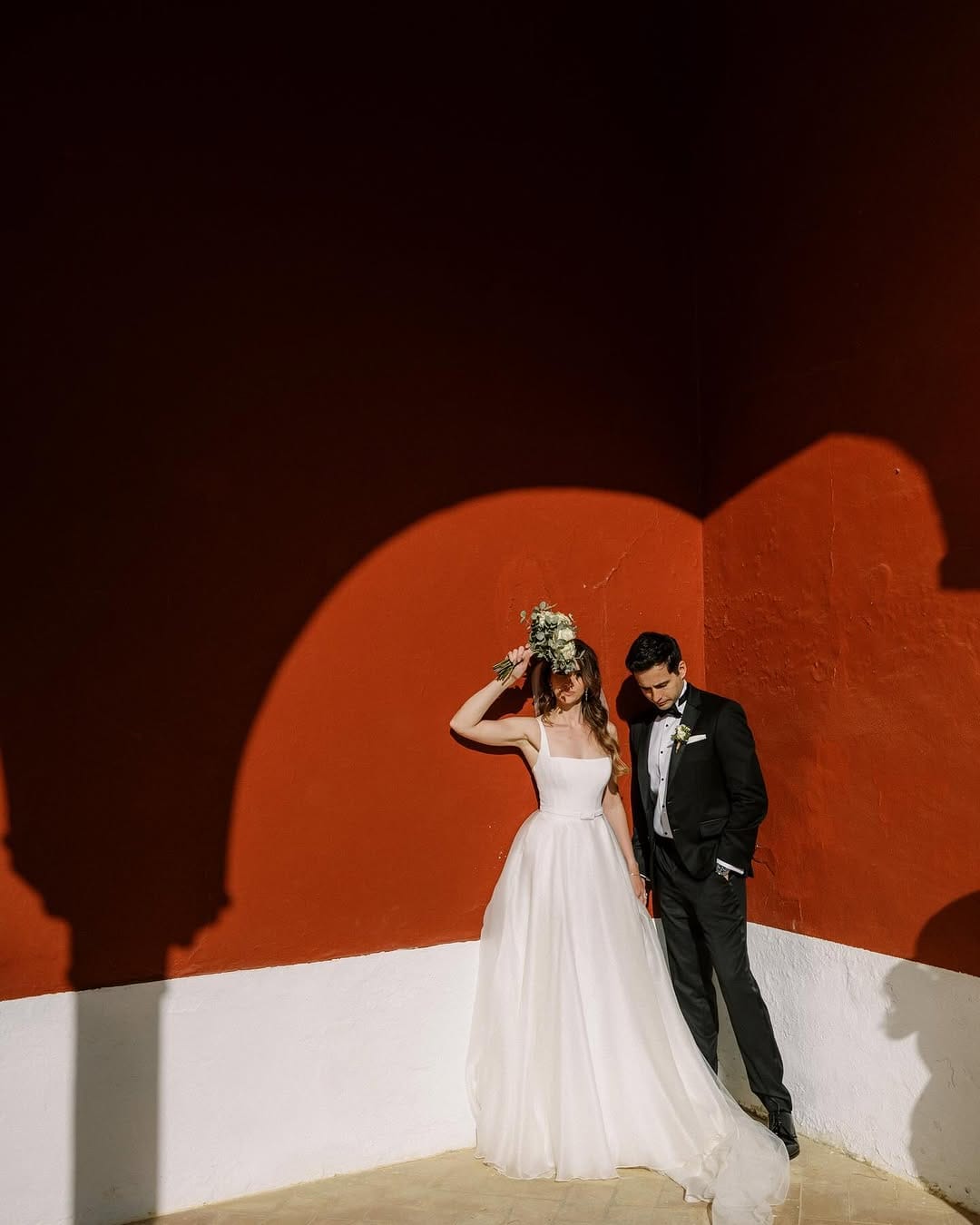 Post 9 by Ernesto Villalba | Wedding photographers on Instagram (carousel)