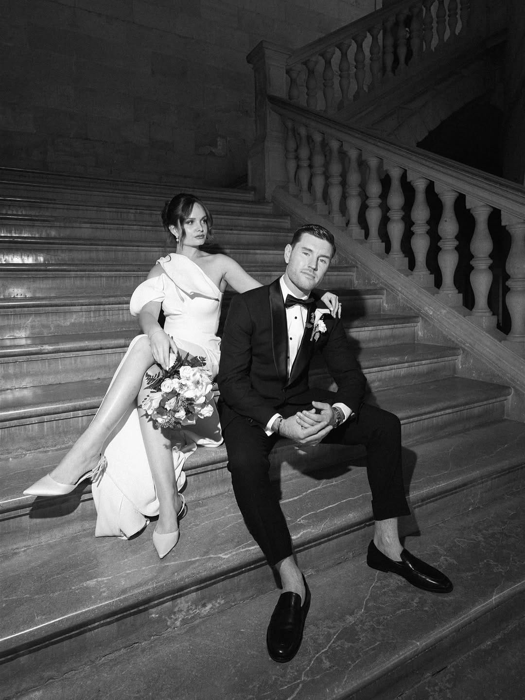 Post 6 by Ernesto Villalba | Wedding photographers on Instagram (carousel)