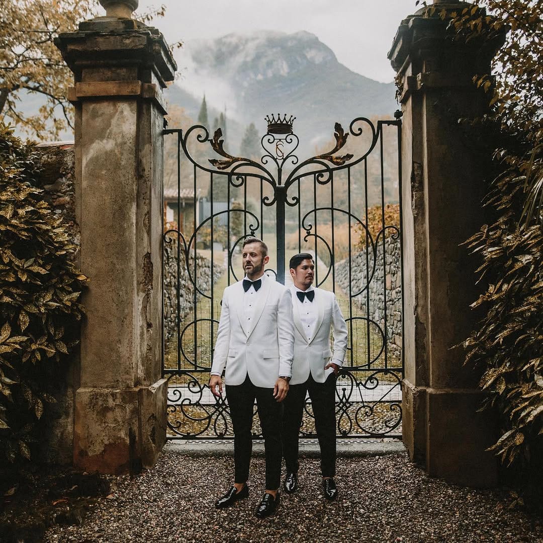 Post 10 by Ernesto Villalba | Wedding photographers on Instagram (carousel)