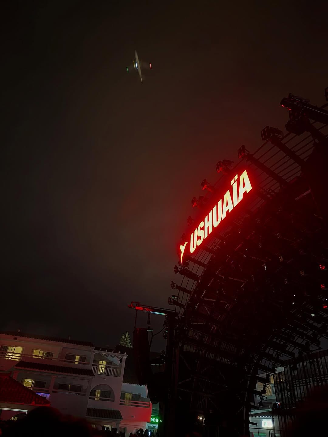 Post 3 by TOMAS GOMEZ on Instagram (carousel)