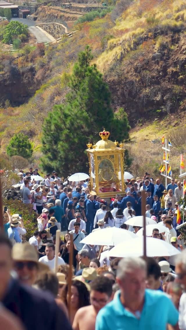 Post 1 by Bajada de la Virgen de Las Nieves on Instagram (video)