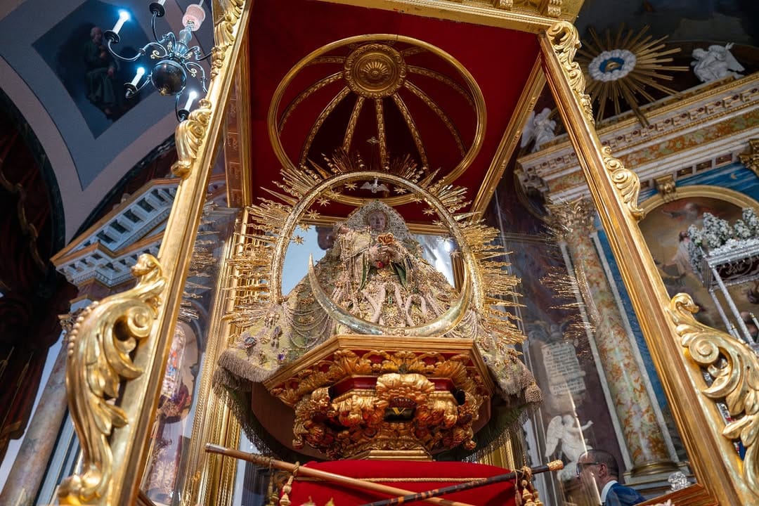 Post 6 by Bajada de la Virgen de Las Nieves on Instagram (image)