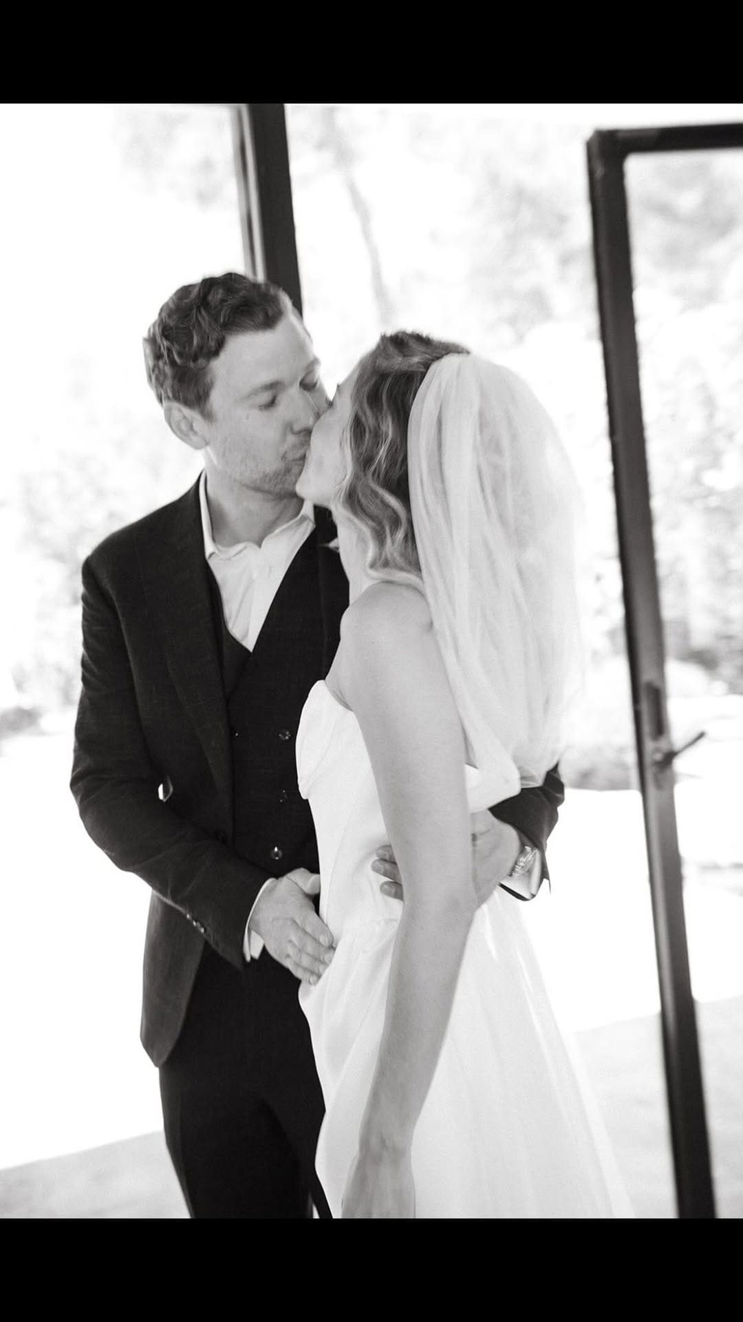 Post 1 by Ibiza Wedding on Instagram (video)