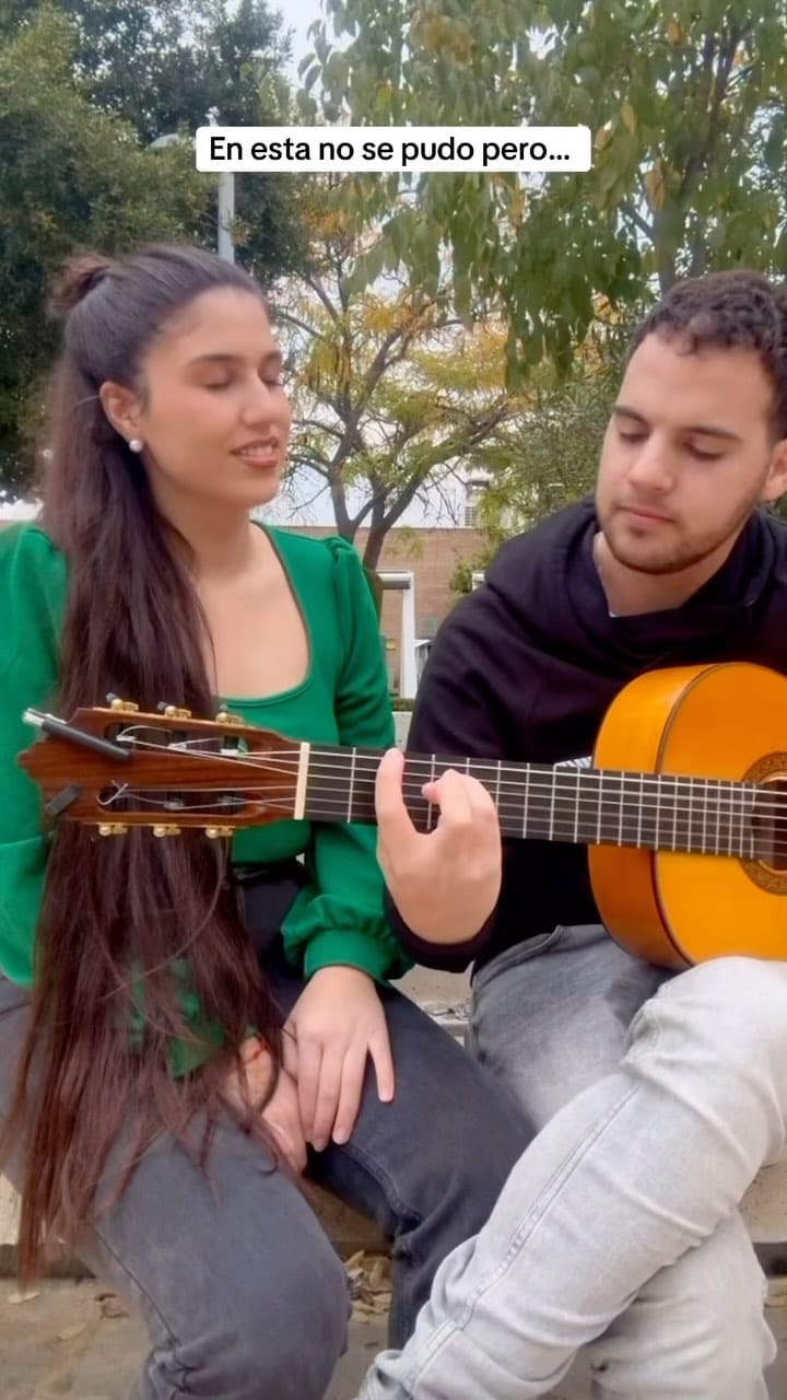 Post 9 by DESIRÉE on Instagram (video)