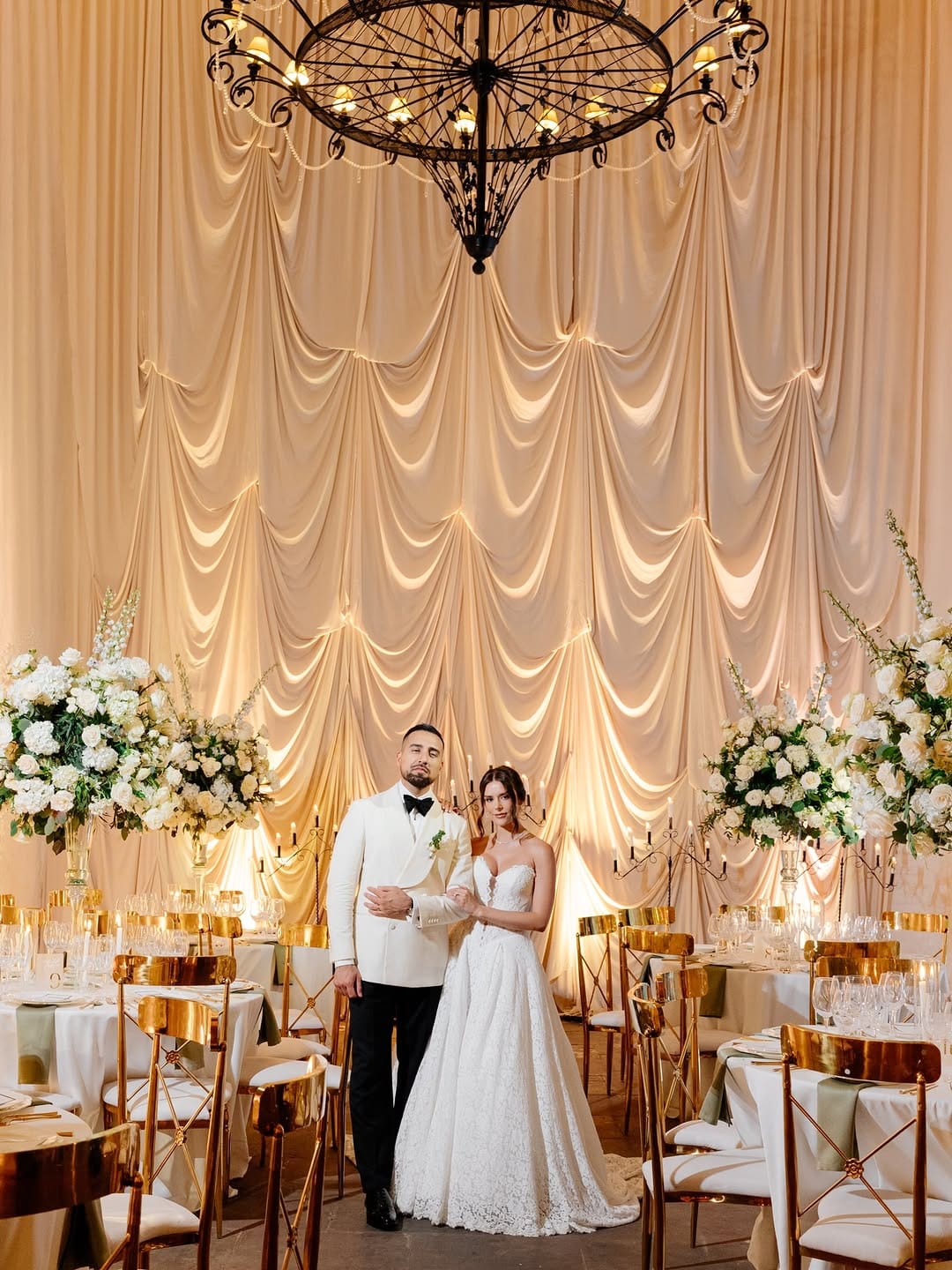 Post 4 by Clara Mendoza Cartagena Wedding Photographer on Instagram (carousel)