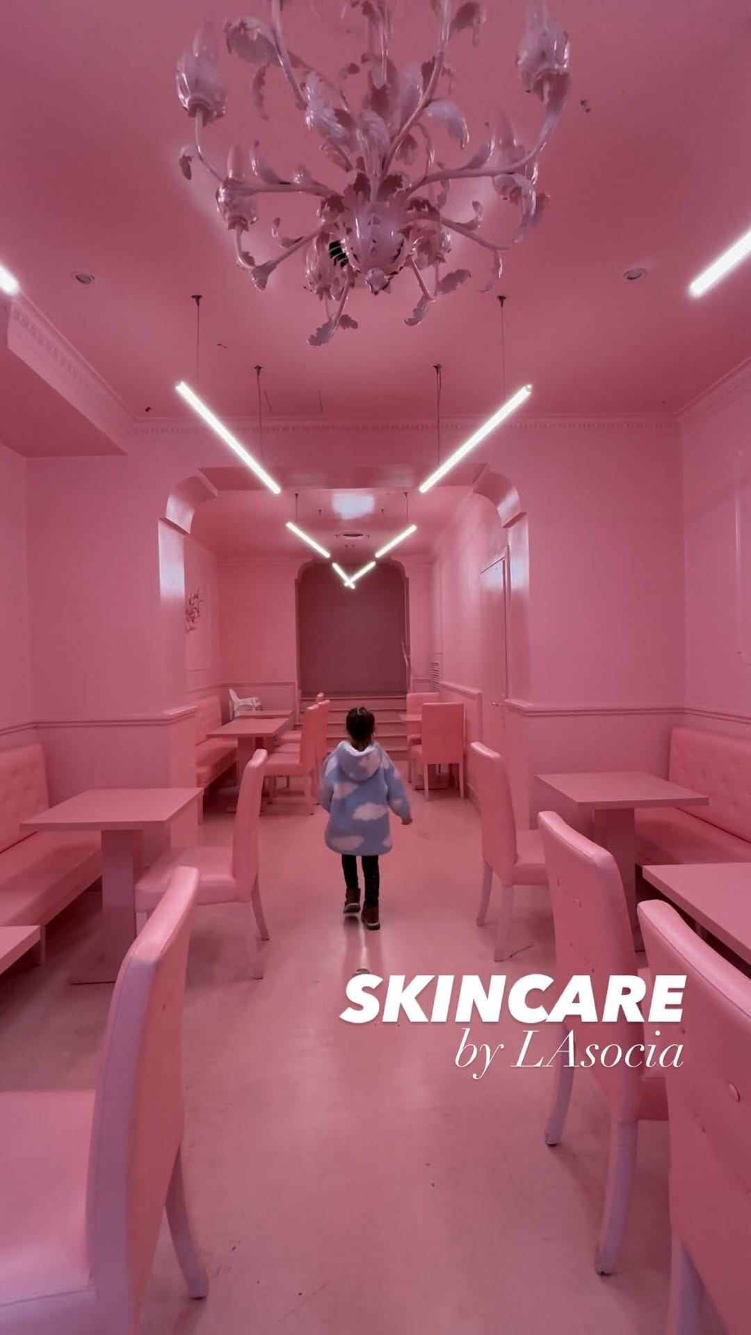 Post 2 by ByCeci Make Up & Beauty on Instagram (video)