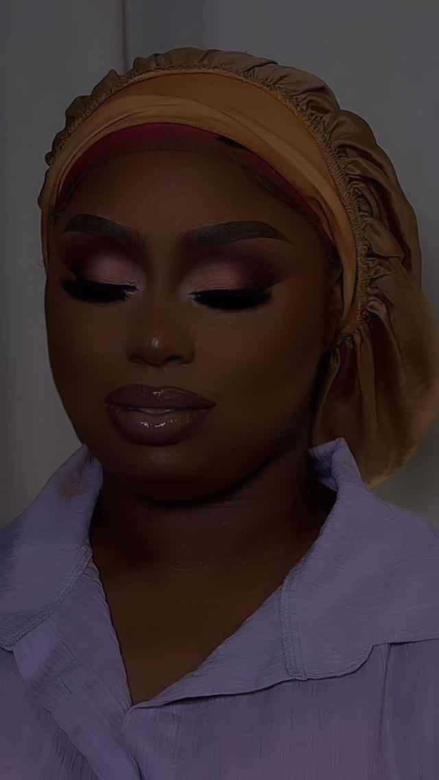 Post 4 by 💄KASH DOLL✨ on Instagram (video)