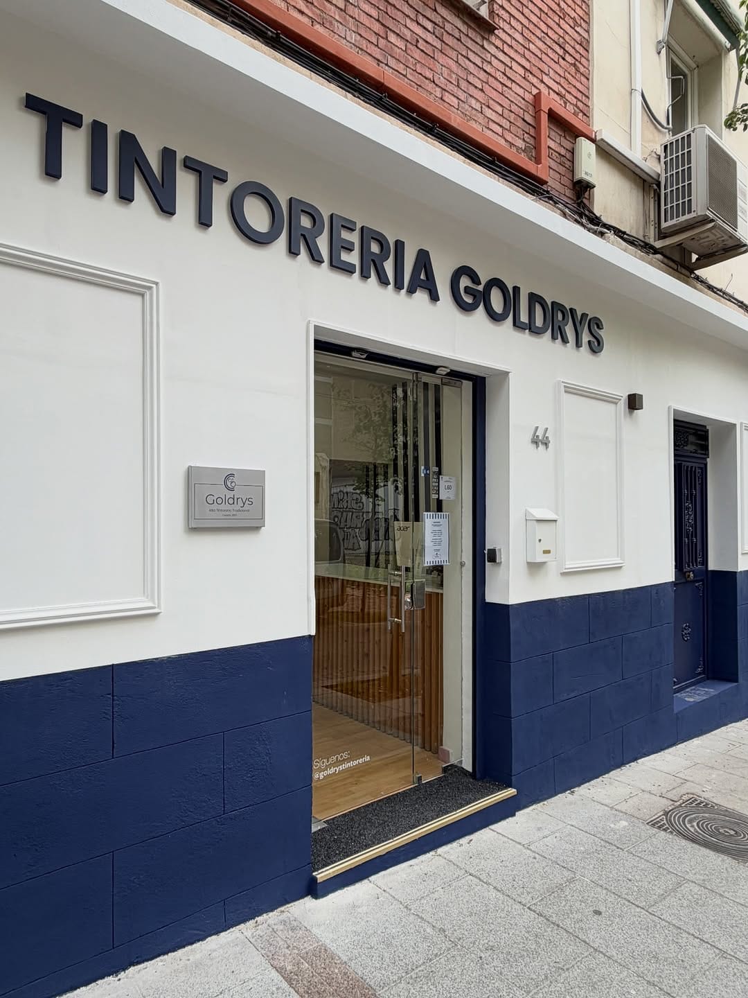 Post 6 by Goldrys | Tintoreria tradicional en Madrid on Instagram (carousel)