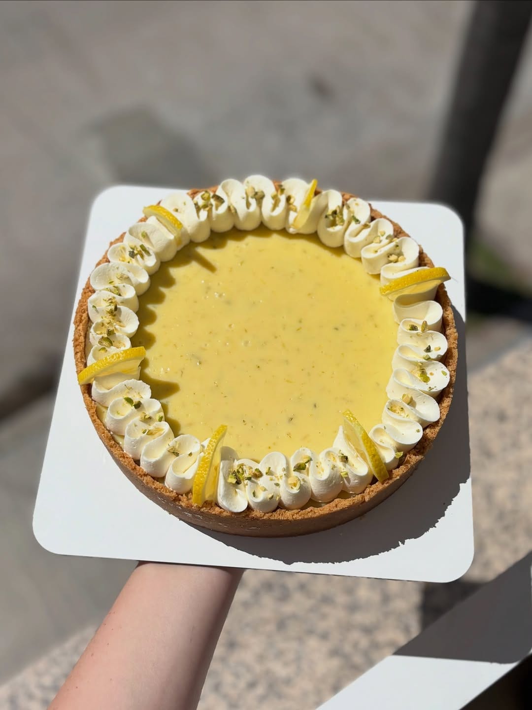 Post 6 by Catalina Pasteleria on Instagram (carousel)