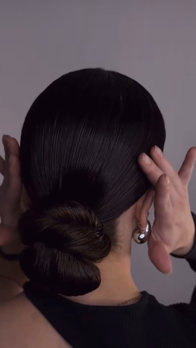 Post 1 by MR Hair Concierge | Marbella on Instagram (video)