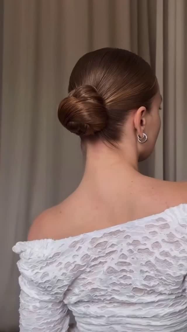 Post 6 by MR Hair Concierge | Marbella on Instagram (video)