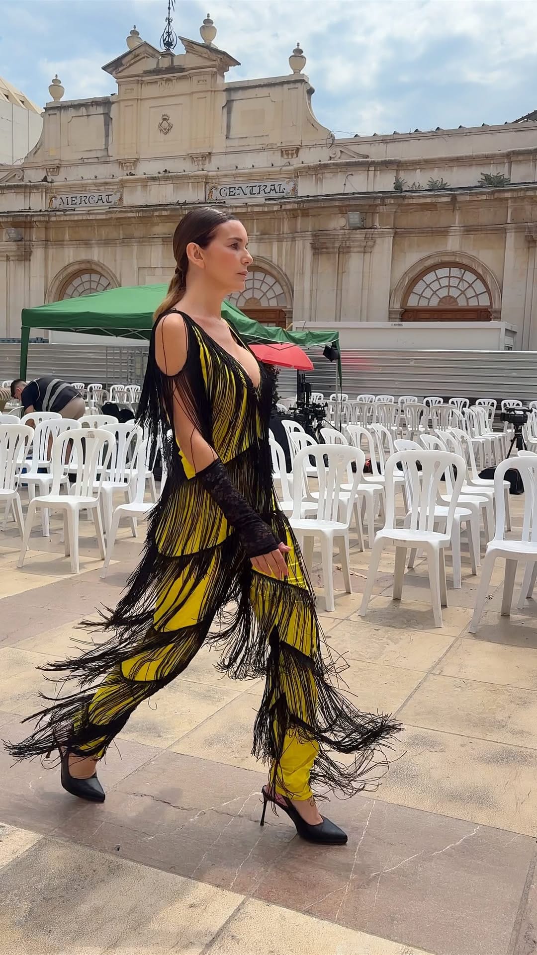 Post 2 by Esther Ferreiro on Instagram (video)