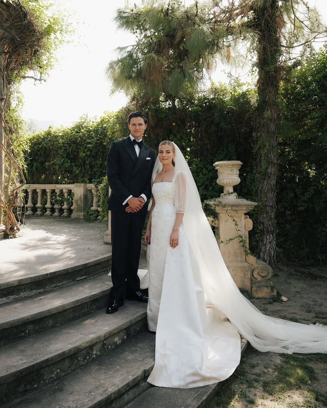Post 4 by Mallorca Wedding Photographer on Instagram (carousel)