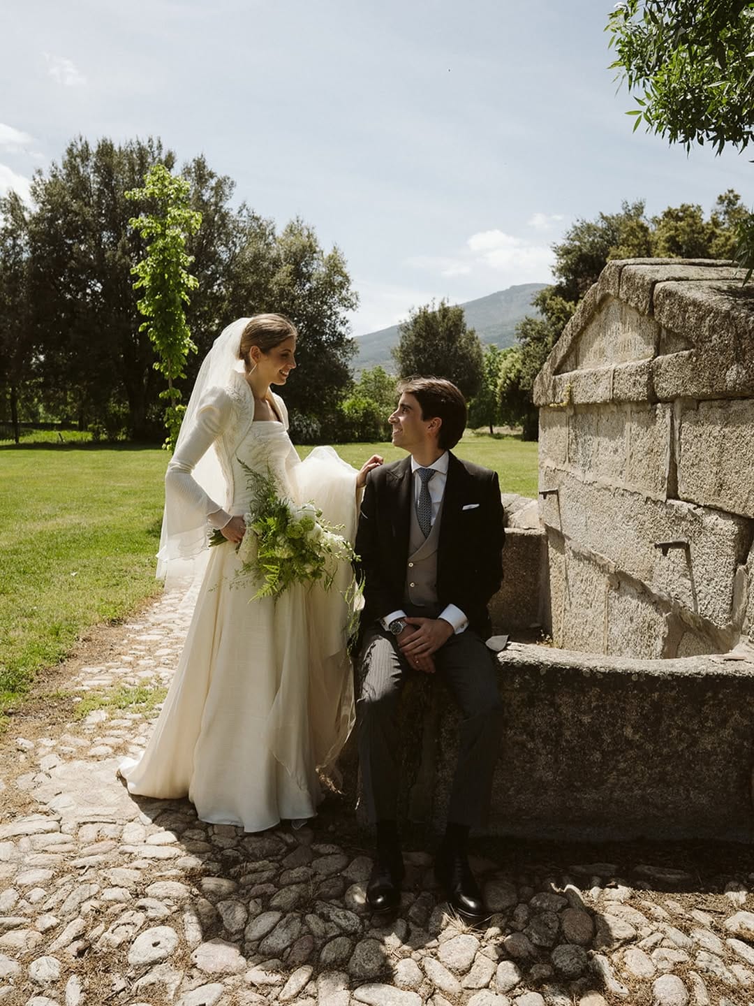 Post 4 by Mercedes Pérez on Instagram (image)