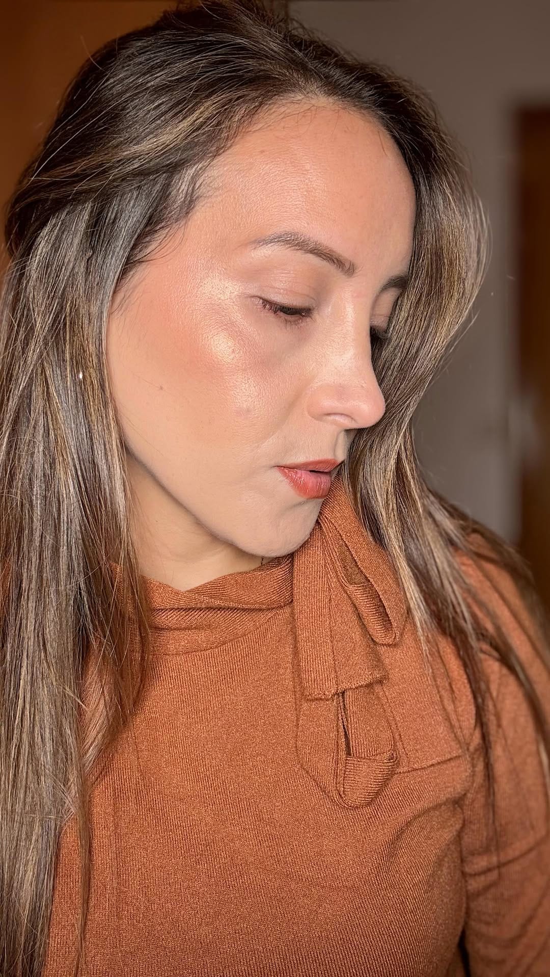 Post 5 by Carolina Gallardo • Beauty & Business Expert on Instagram (video)