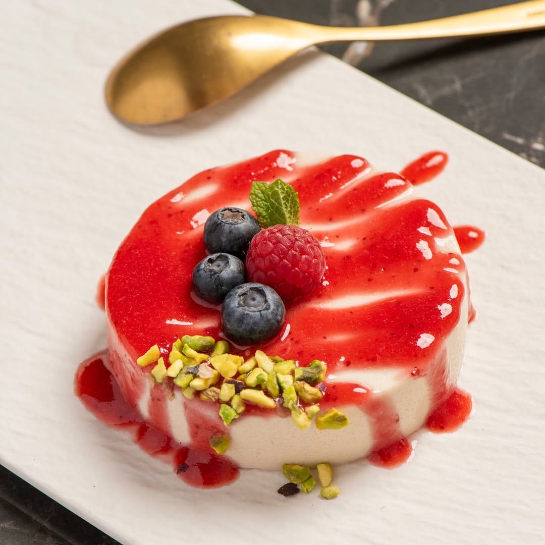 Post 3 by Choose Ristorante Naturale on Instagram (carousel)